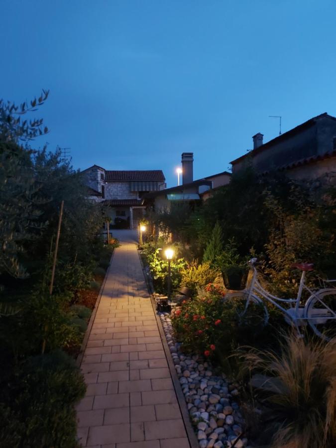 Apartments Marija أوماغ المظهر الخارجي الصورة